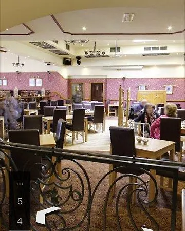 The Farnham Arms Κάβαν