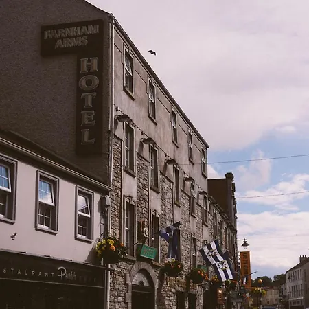 Hotel The Farnham Arms Cavan